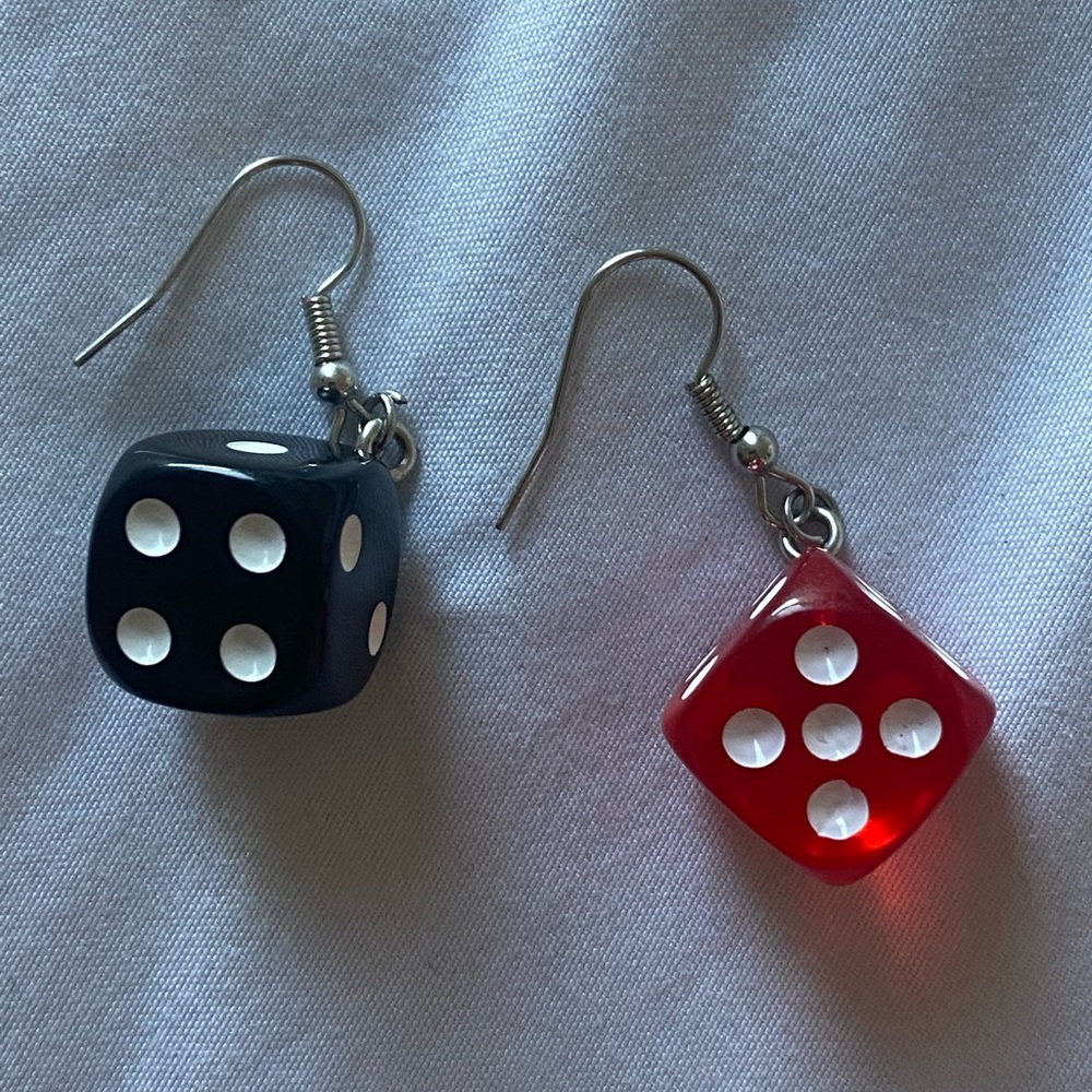 Handmade Dice Earrings 🎲❤️ Colors customizable!